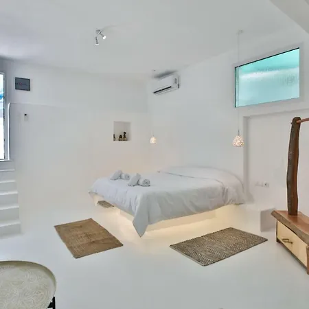 Guest house Arktos White *