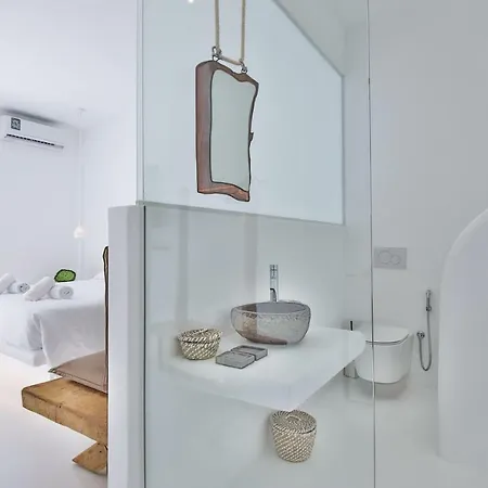 Arktos White * Mykonos Town